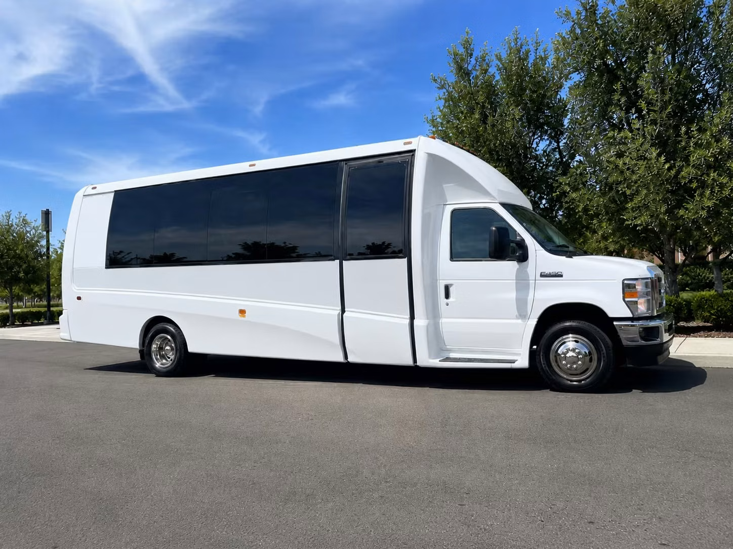 18 passenger minibus
