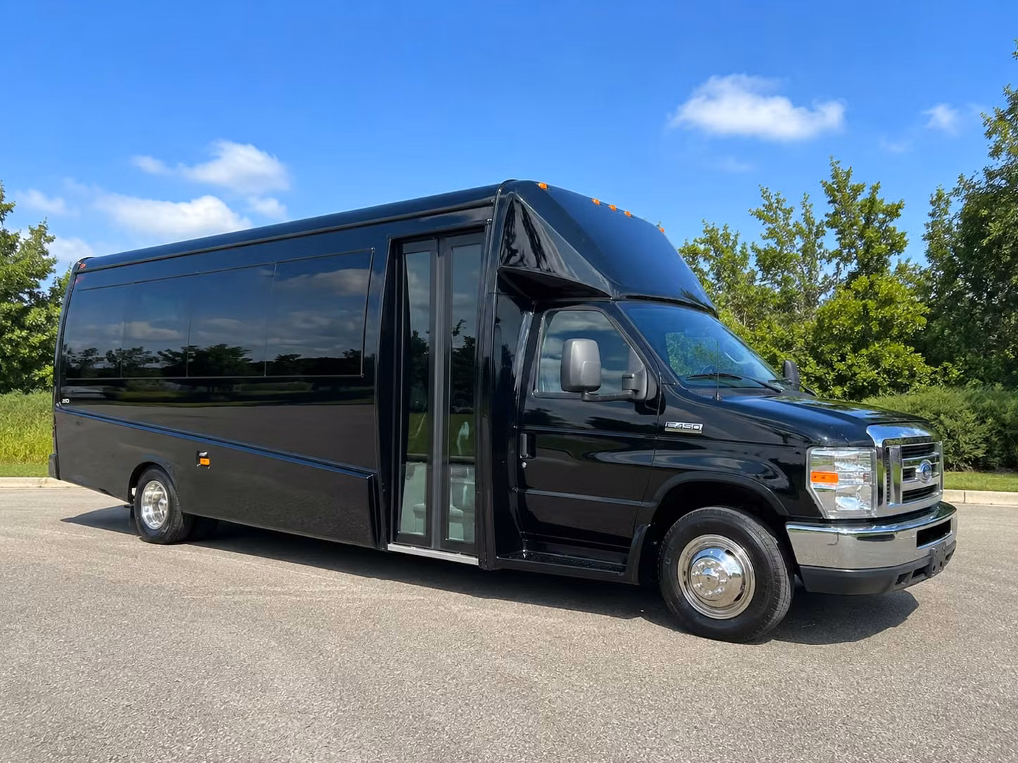 prom homecoming bus rentals in pueblo